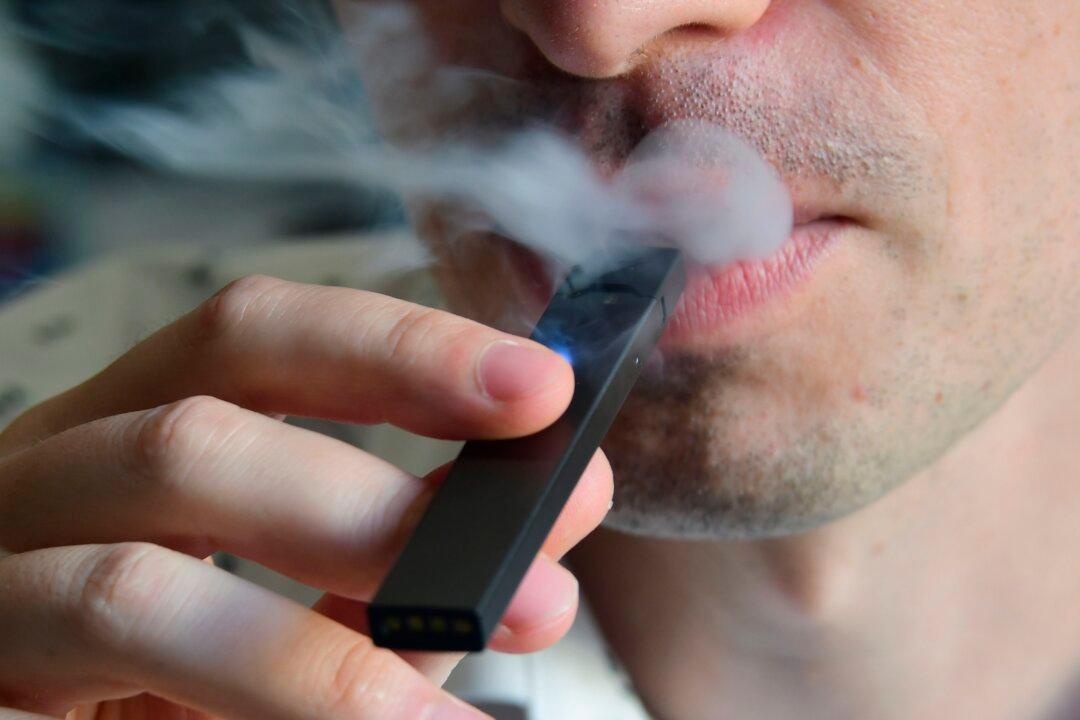 3 More Deaths Linked to Vaping as CDC Warns People to Stop Smoking E-Cigarettes