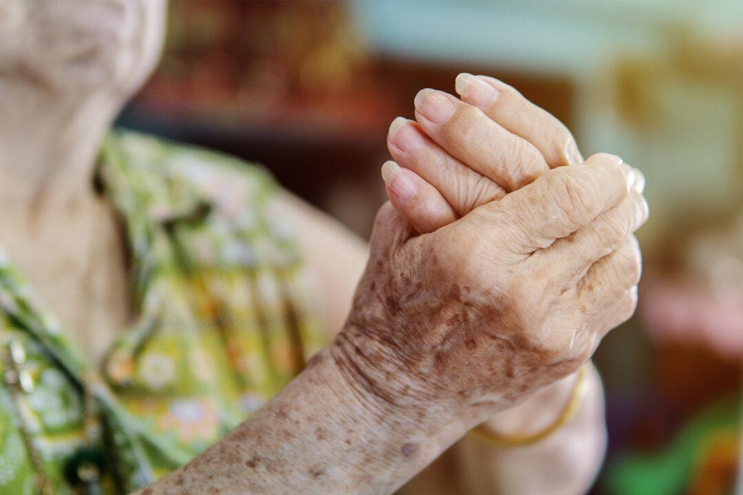 Aides Say Grandma ‘Fell Out of a Chair,’ but Family’s Hidden Cam Footage Tells Another Story