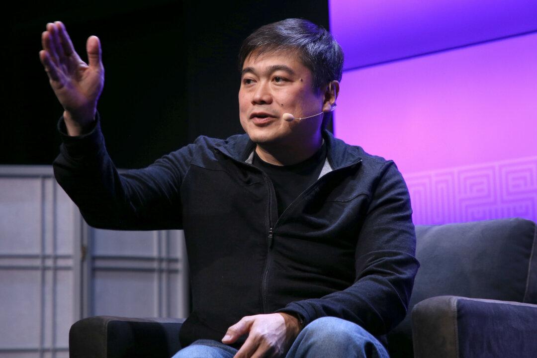 Head of MIT Media Lab Resigns Over Institute’s Financial Ties to Epstein