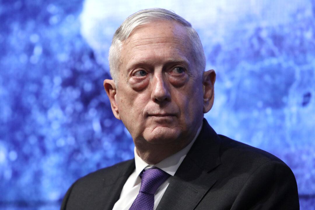 US Should Side With Hong Kong Protesters, Says ex-Pentagon Chief Mattis