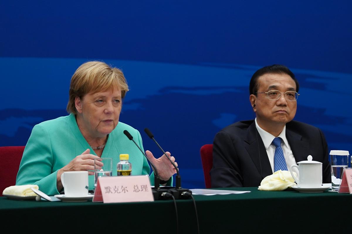 Merkel: Germany Must Engage in Human Rights Dialogue With China