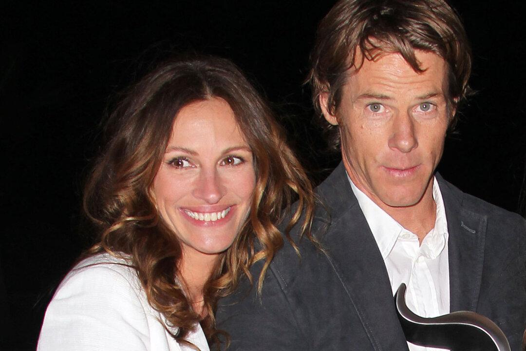 Julia Roberts Celebrates 22 Years Married to Danny Moder on July 4th Anniversary