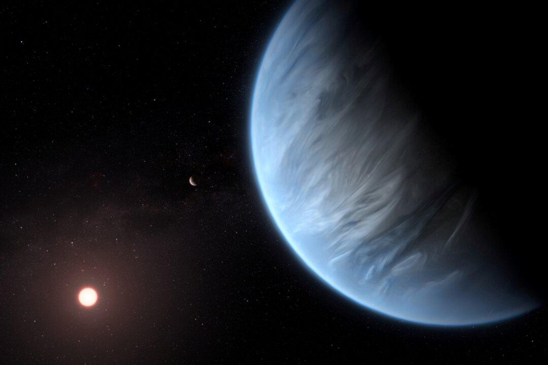 Water Found in Atmosphere of Planet Beyond Our Solar System