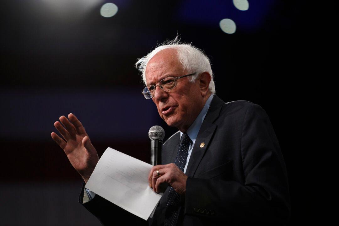 Bernie Sanders: Comparing My Socialism to Venezuelan Dictator’s is ‘Extremely Unfair’