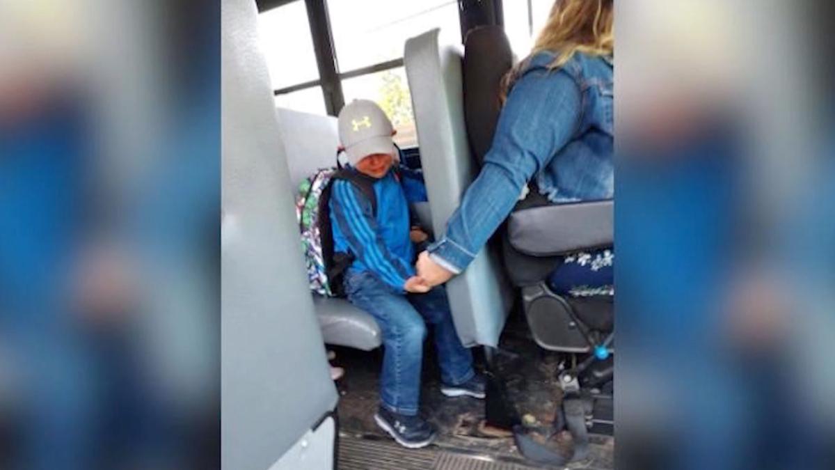 Bus Driver Holds 4-Year-Old Wisconsin Student’s Hand on First Day of School