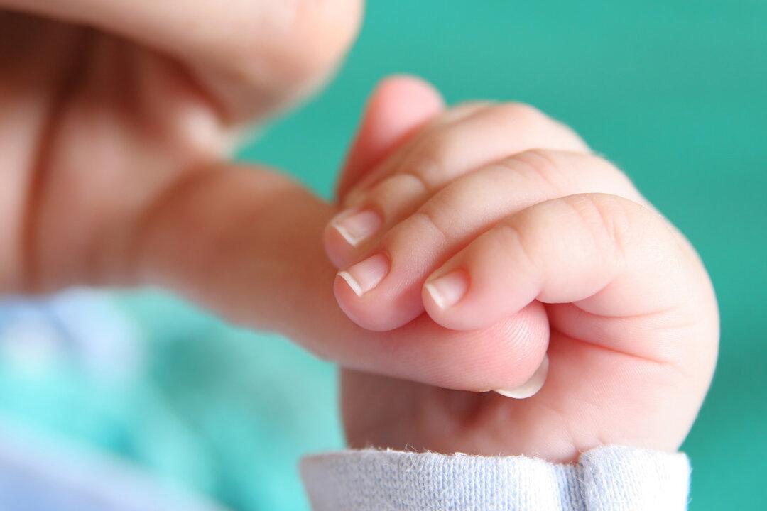 Woman Gives Birth to Astonishing 12lbs, 6oz Baby Boy Without Pain Medicine