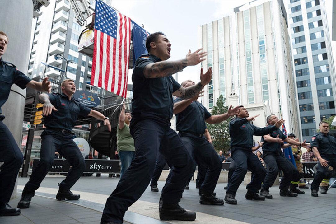 New Zealand Firefighters Perform ‘Haka’ Dance of the Maori to Honor 9/11 First Responders