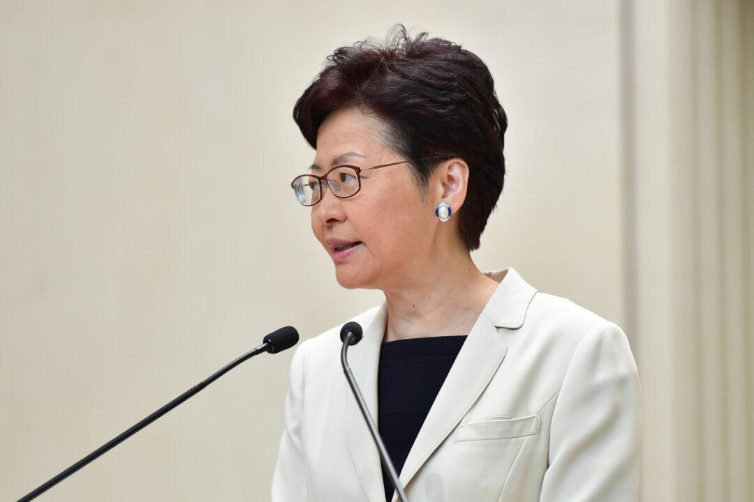 Hong Kong Leader Carrie Lam Defends Police, Says Planned Open Dialogue Not a ‘Gimmick’