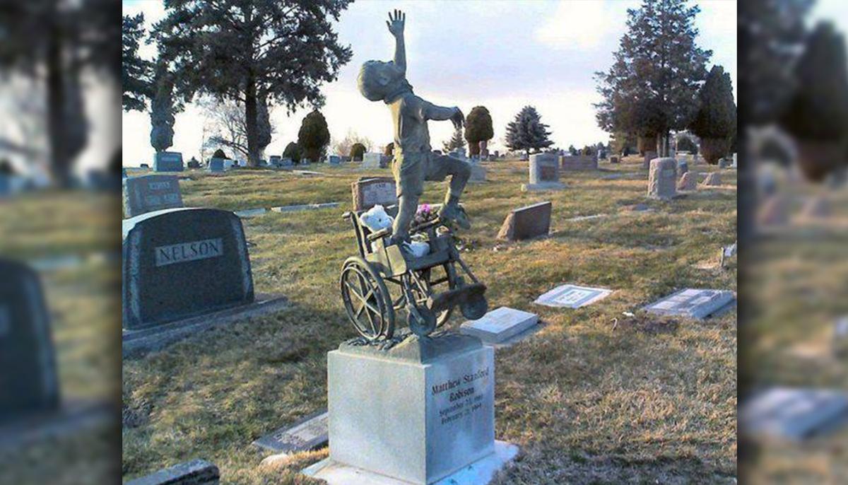 Dad Turns Disabled Son’s Tombstone Into a Touching Masterpiece