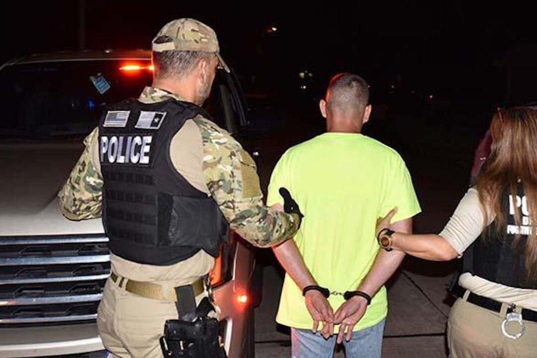 ICE Arrests Mexican Wanted for California Homicide 19 Years Ago