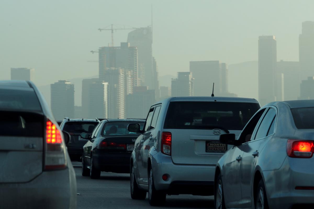 Auto Firms Side With Trump Administration Against California’s Emission Standards
