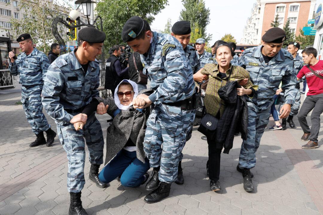 Dozens Detained in Kazakhstan at Anti-China Protests
