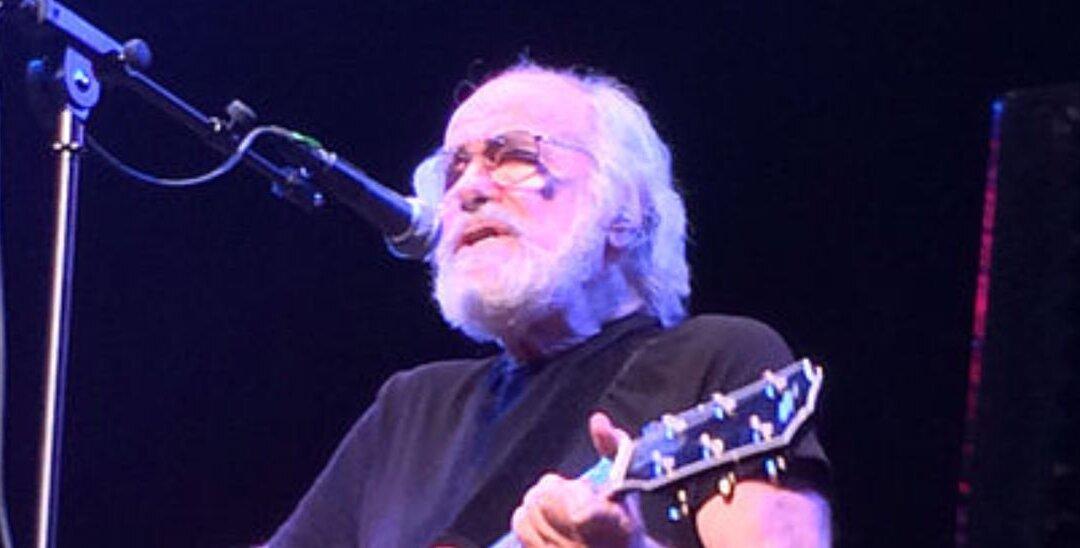 Grateful Dead Lyricist Robert Hunter Dies at 78, Family Says