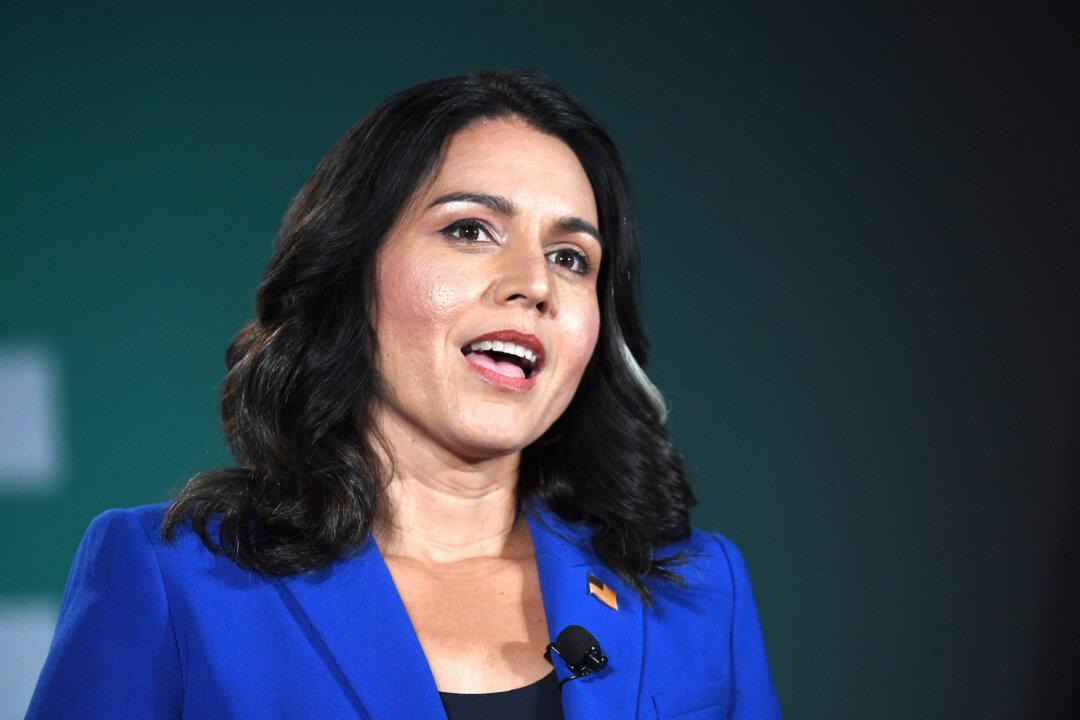 Tulsi Gabbard to Stump for GOP Candidate a Day After Leaving Democratic Party