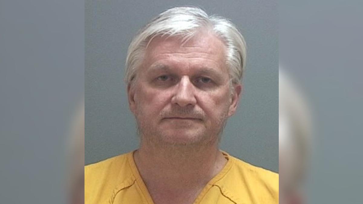 Former US Intelligence Officer Sentenced to 10 Years for Attempting to Spy for China