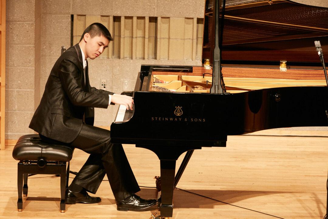 LIVESTREAM: 6 Finalists Compete in NTD International Piano Competition