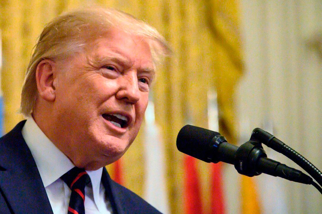 Trump Criticizes ‘Do Nothing Democrat Savages’ Over Impeachment Inquiry