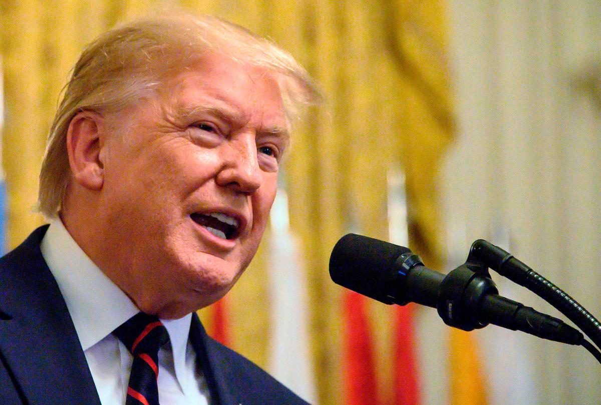 Trump Criticizes ‘Do Nothing Democrat Savages’ Over Impeachment Inquiry