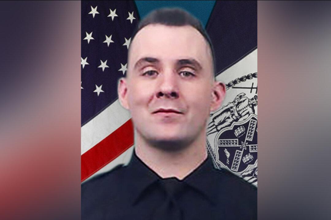 New York City Police Officer Shot, Killed in the Bronx