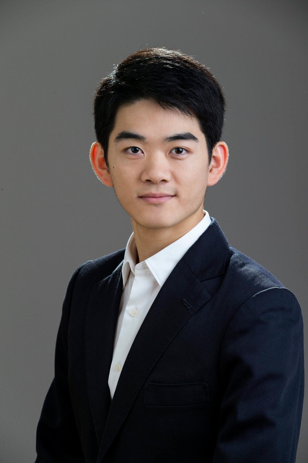 Shen Yun principal dancer Victor Li. (Courtesy of Shen Yun Performing Arts)