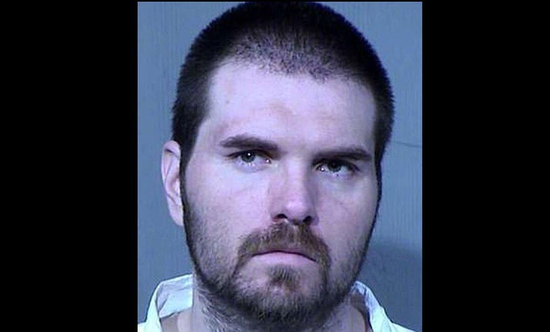 Driver Shoots Other Driver for ‘For Merely Looking at Him’ at Stop Light, Police Say