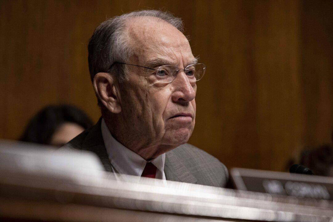 GOP Senators Ask DOJ About Ukrainian Documents Reportedly Contradicting Biden
