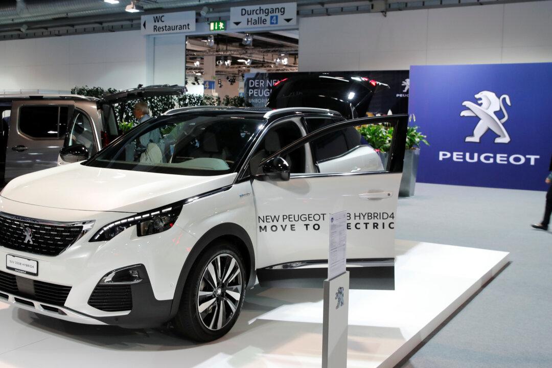 Fiat Deal Would Leave Peugeot CEO With a European Headache