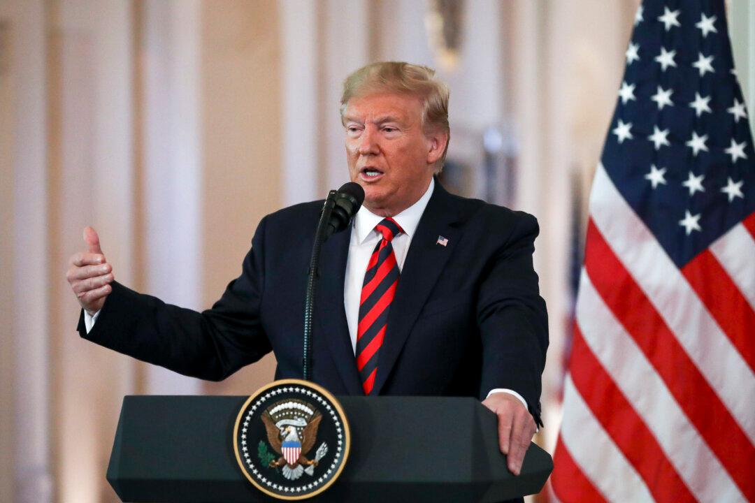 Trump to Deny Visas for Immigrants Who Will Not Have Health Insurance