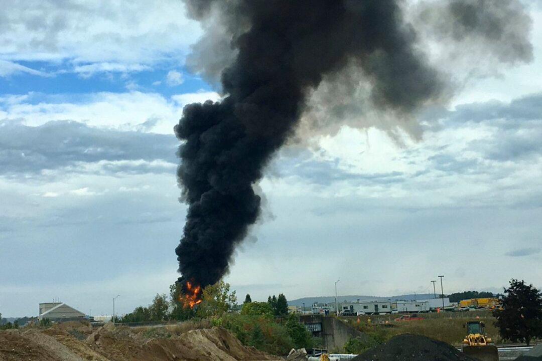 Vintage Bomber Crashes on Landing Attempt; Some Fatalities