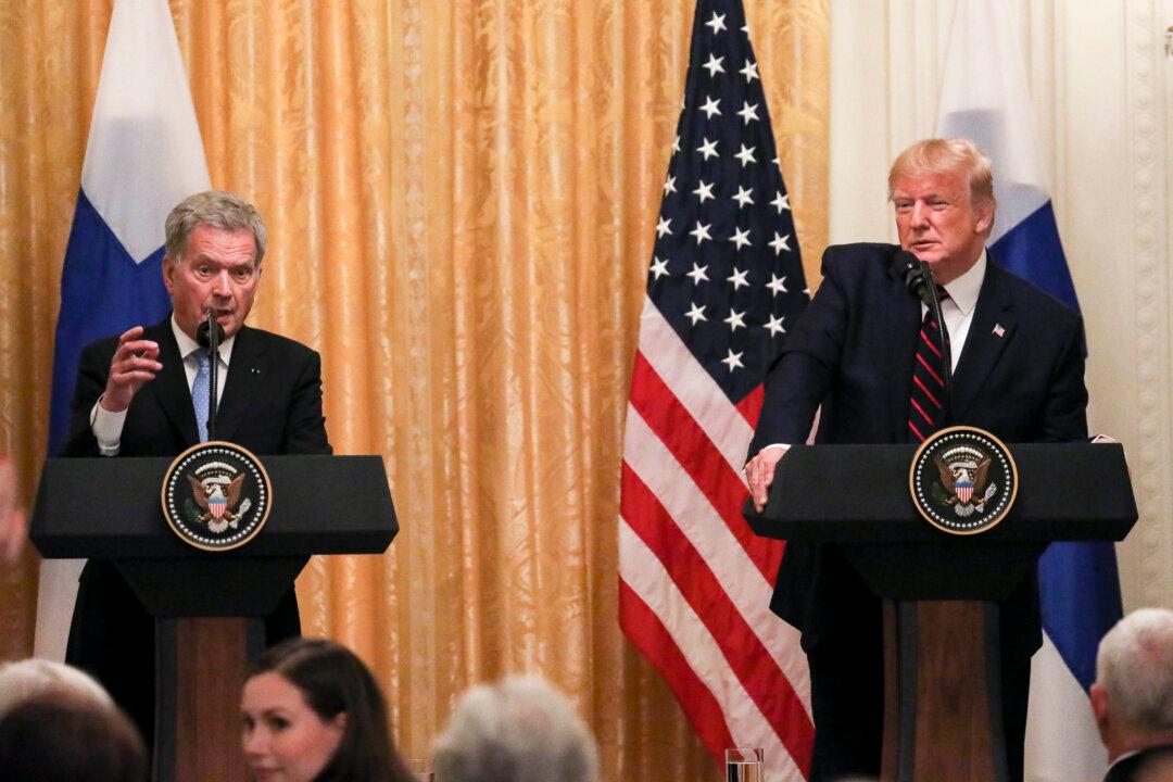 US and Finland Boost Ties to Counter China, Russia in Arctic