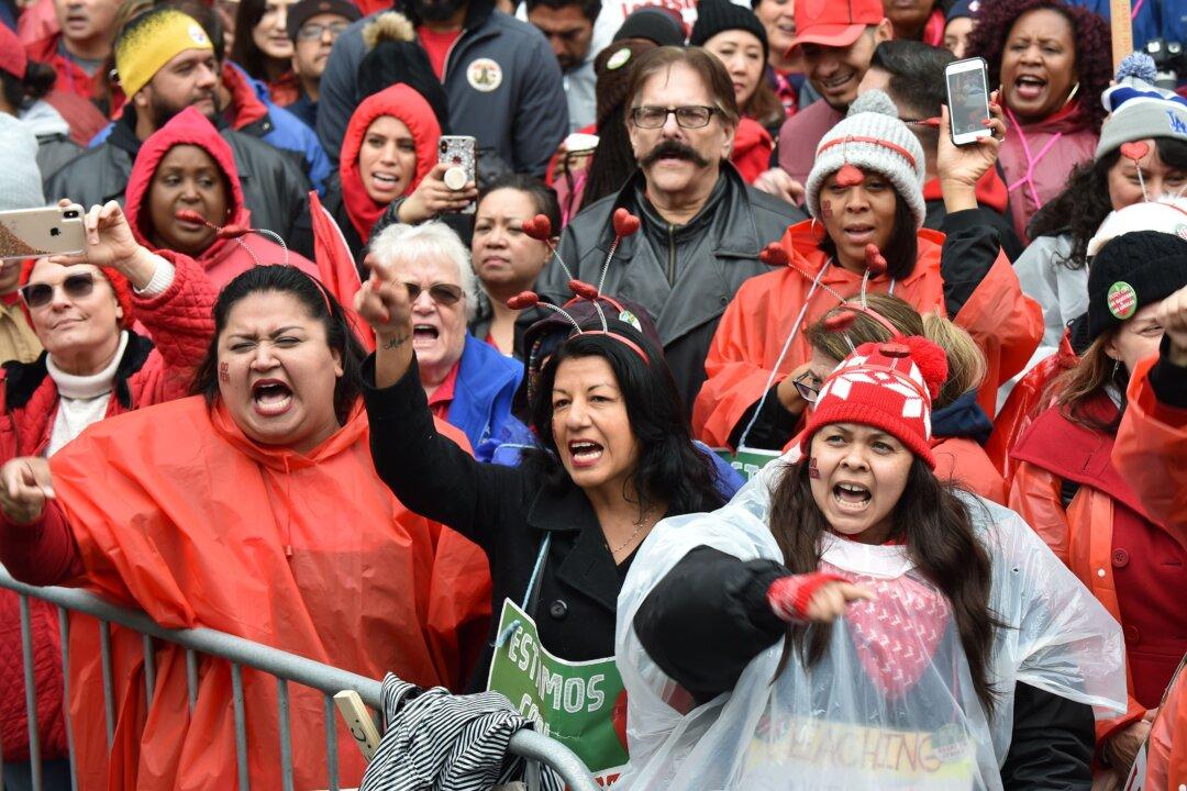 Los Angeles Teachers Union to Boycott First of Four Extra School Days