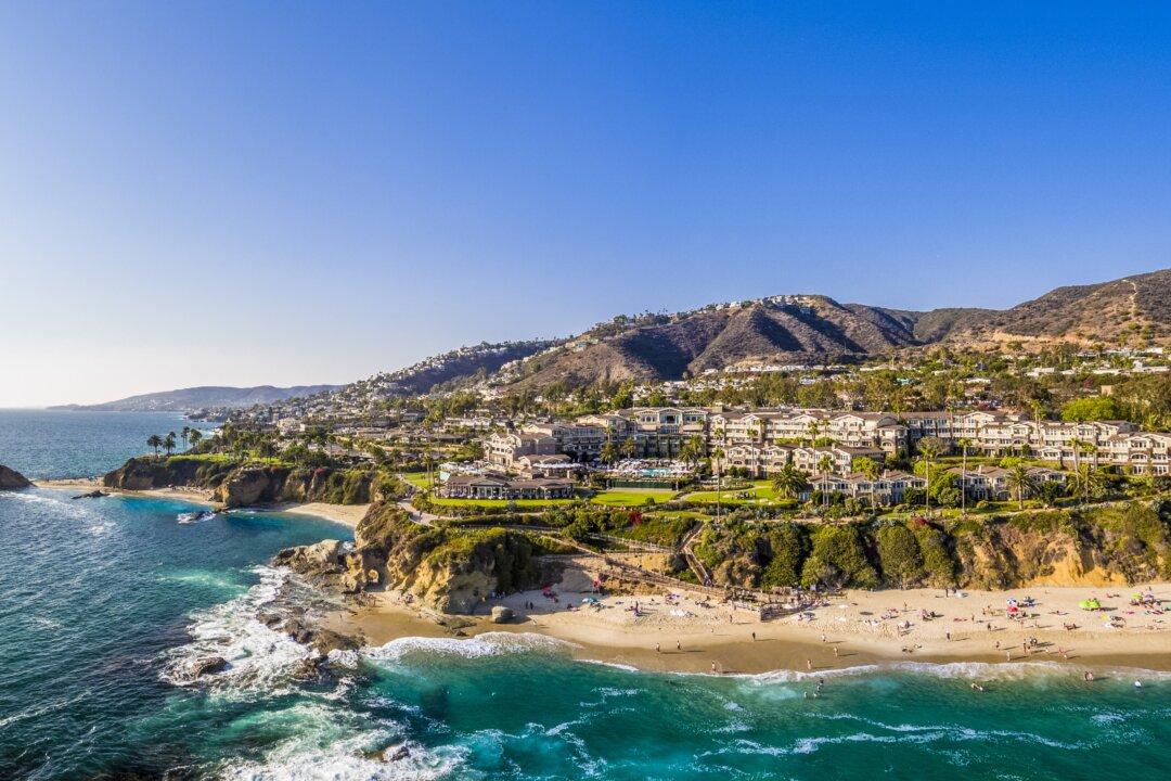 How This Entrepreneur Went From Door Man to Running a 3 Billion Dollar Hotel Empire