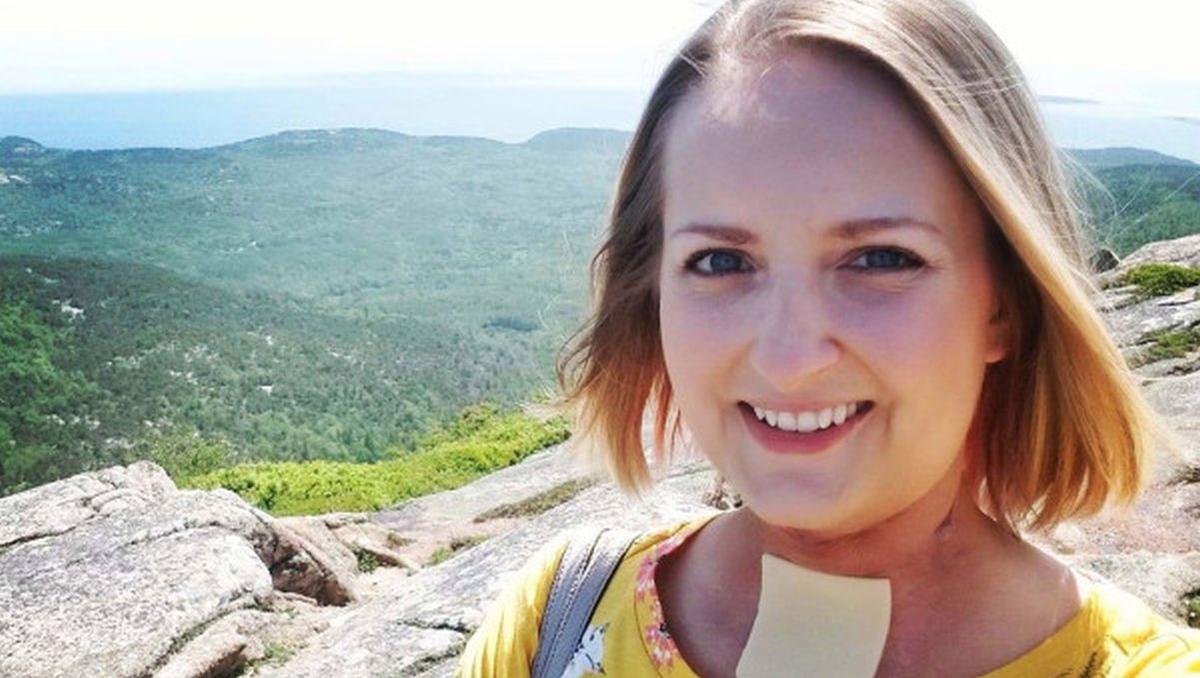 Dying Teacher Pens Own Obituary to Ease Pain for Her Family