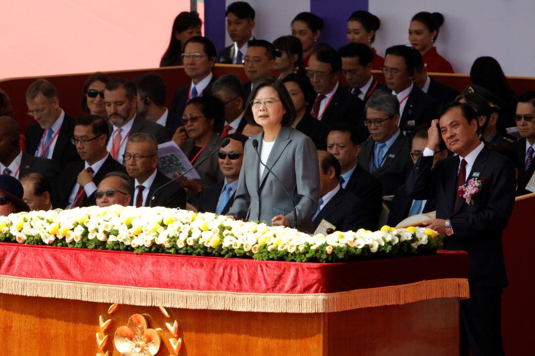 Taiwan Leader Rejects China’s ‘One Country, Two Systems’ Offer