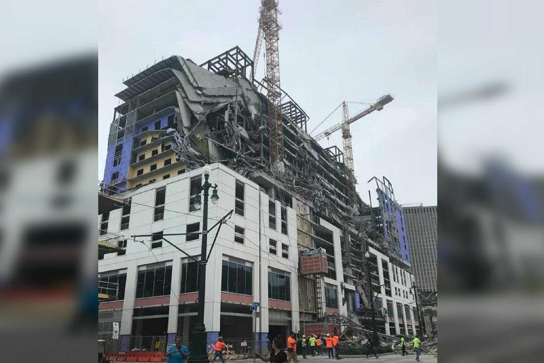 Hotel Collapse in New Orleans Leaves 2 Dead, 1 Missing