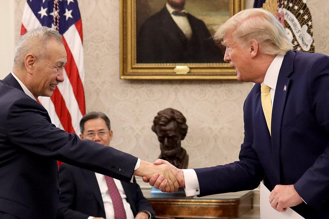 US–China Trade Deal Boosts Optimism for Farmers, Banks, and Markets