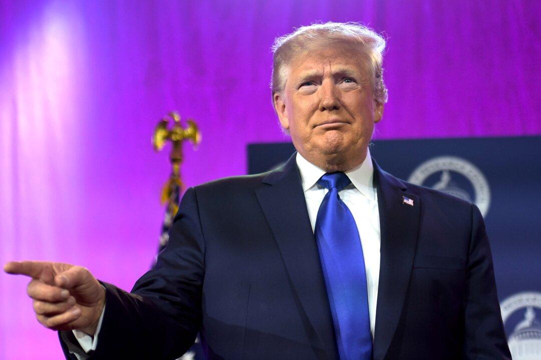 Trump Vows to Defend ‘Family, Faith, Freedom’ at Values Voter Summit