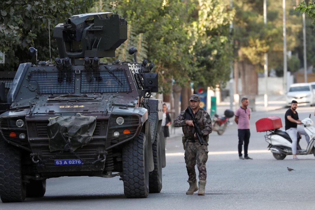 ISIS Relatives Flee En Masse From Syrian Camp: Kurdish-Led Authority