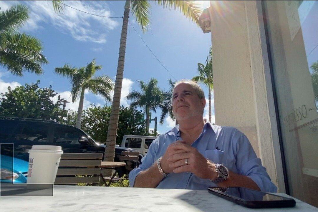 Real Estate Agent Pays Off Lunch Debt for Local Students