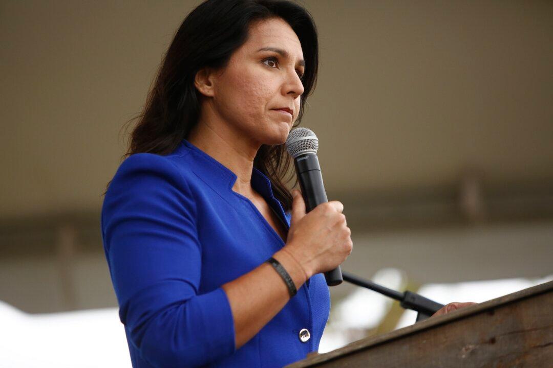 Tulsi Gabbard Demands Chicago Mayor Resign for ‘Blatant Anti-White Racism’