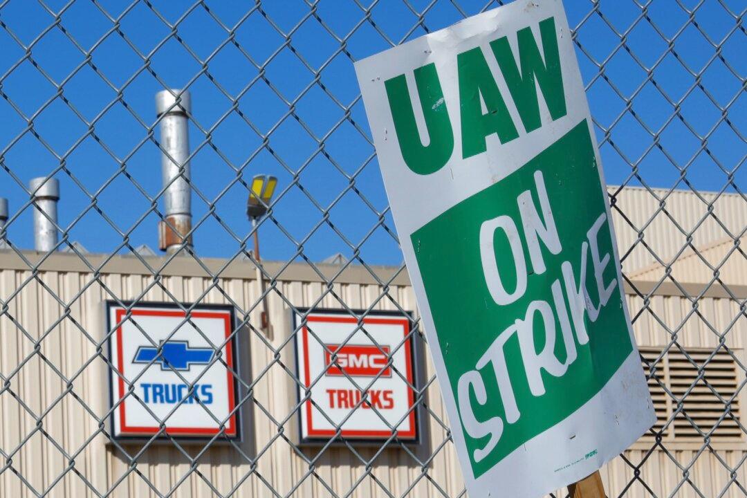 Michigan Senate Approves Bill to Repeal ‘Right-to-Work’ Law