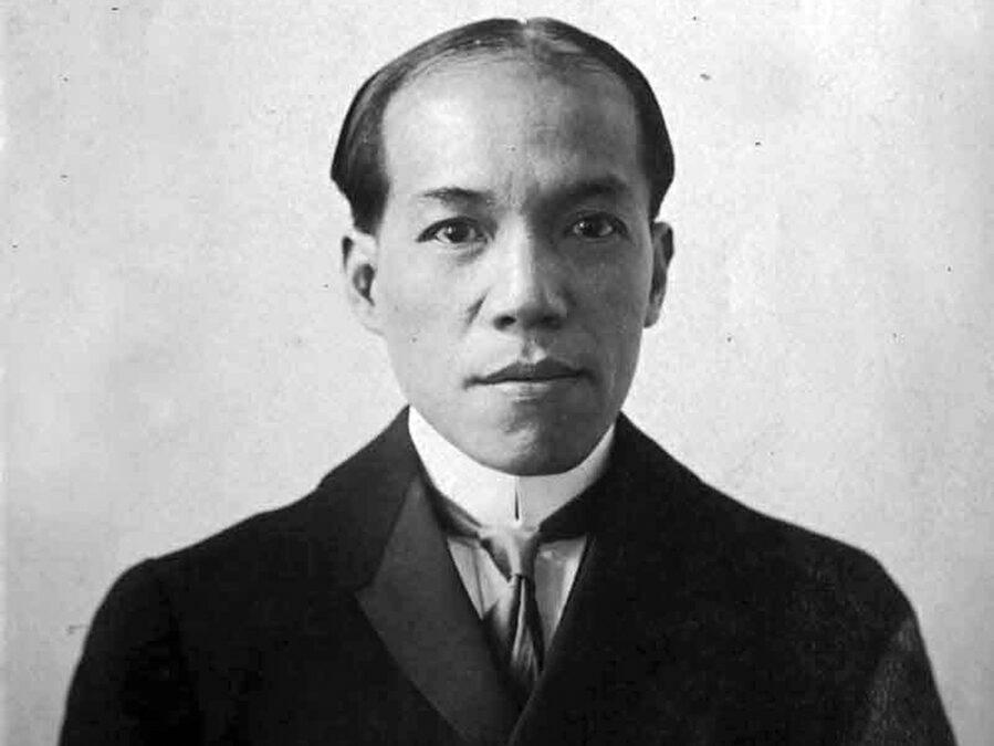 China: A Constitutional Monarchy