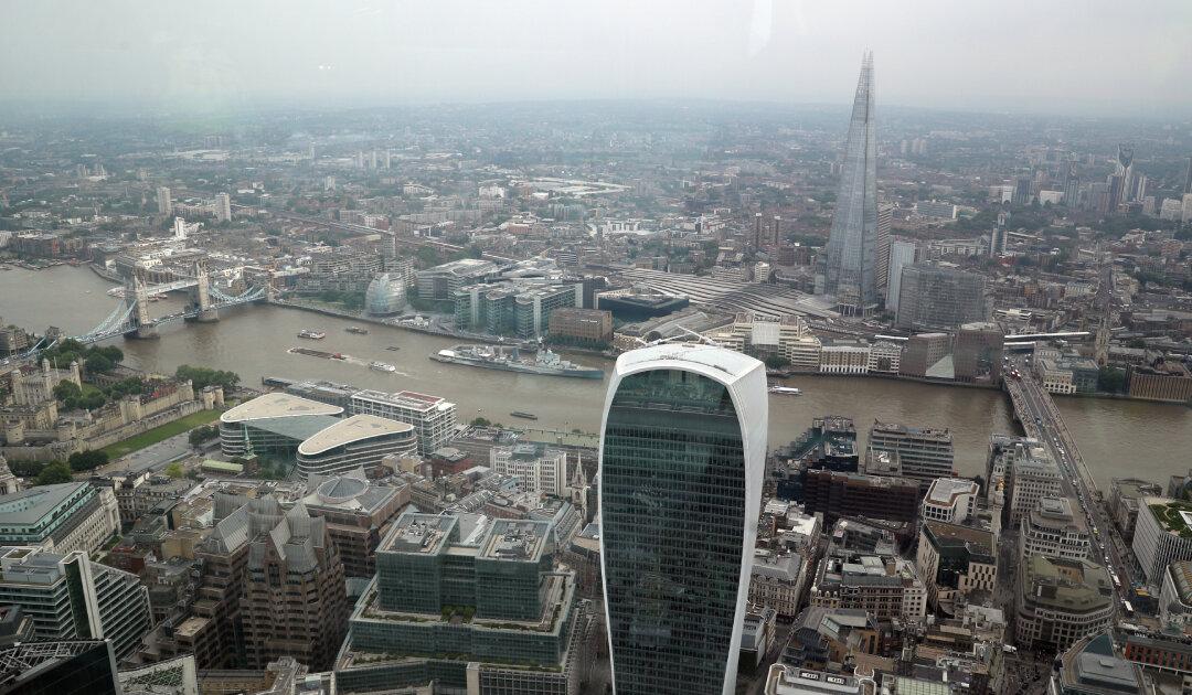 London Retains Global Finance Throne Amid Brexit Chaos