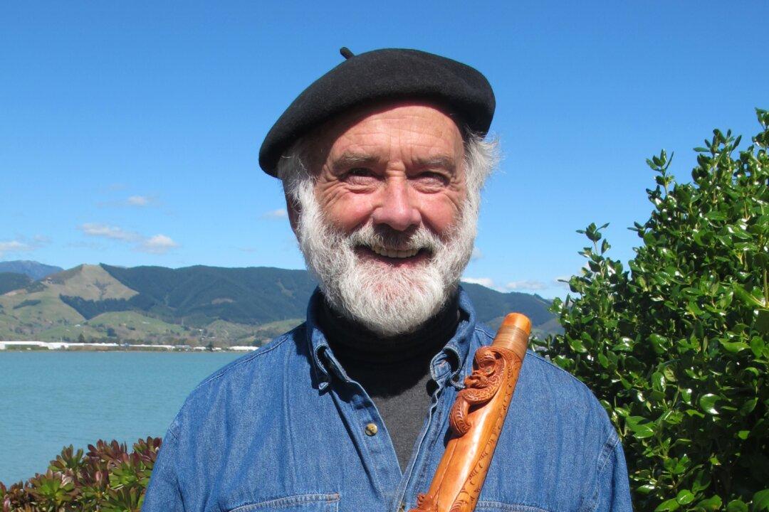 Brian Flintoff, Master Carver of Maori Musical Instruments