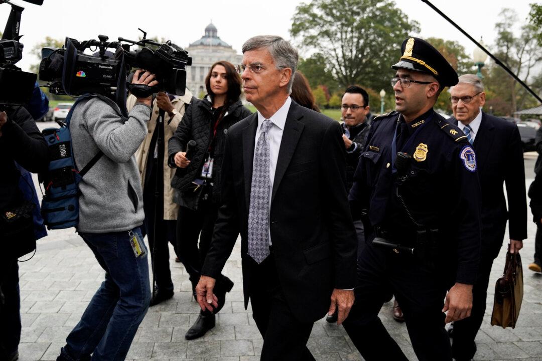 Top US Envoy in Ukraine Testifies in Democrat-Run Impeachment Probe