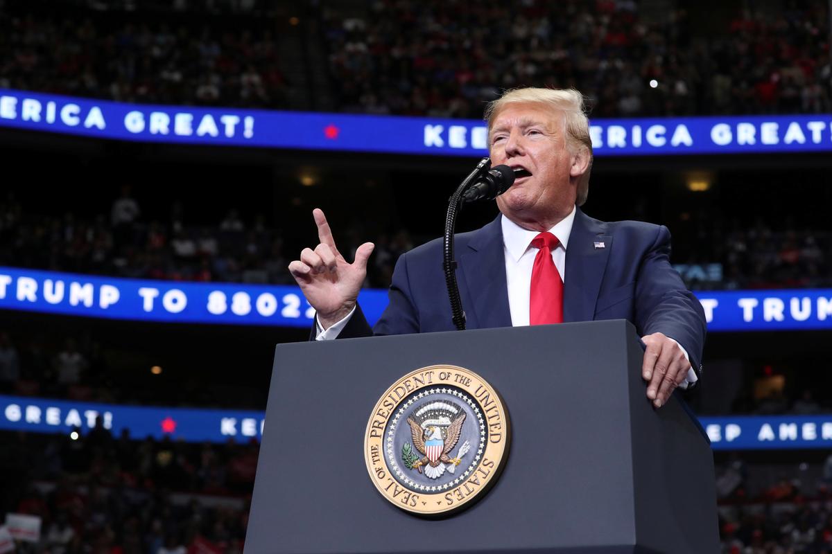 Trump Praises US-China Trade Talks as Beijing Seeks Billions in WTO Case Against US