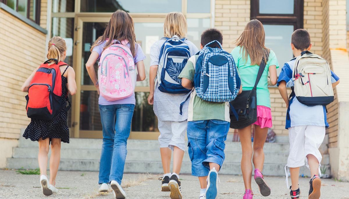 Meet the Florida Supermom Who Home-schools 16 Kids: ‘There’s No Normal Day’