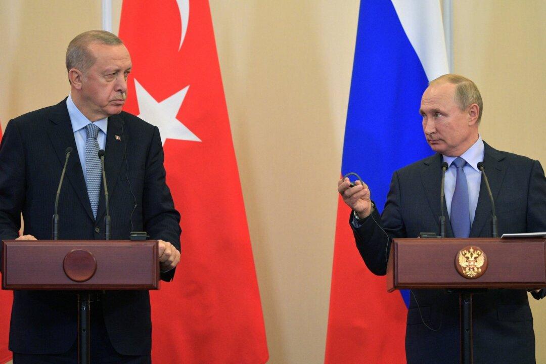 Putin, Erdogan Call for De-Escalation After Iran Missile Attack
