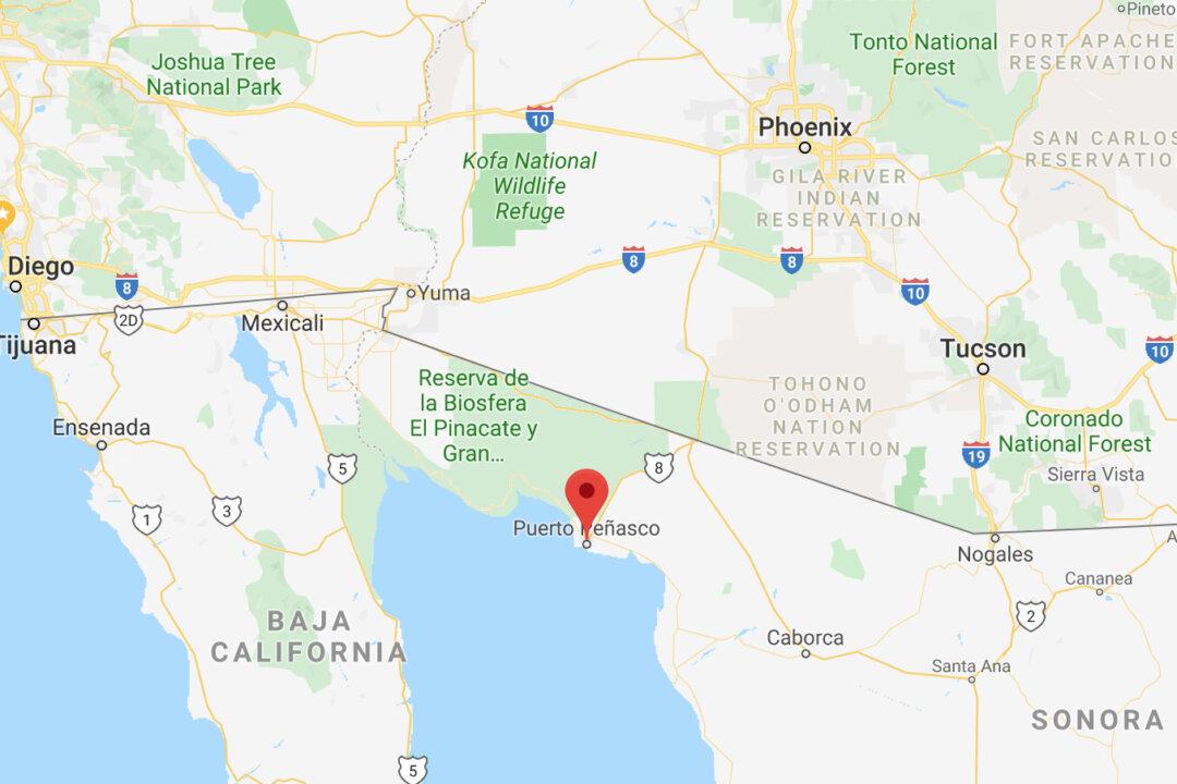 13 Bodies Found in Shallow Pits Near Mexican Resort Town Puerto Peñasco