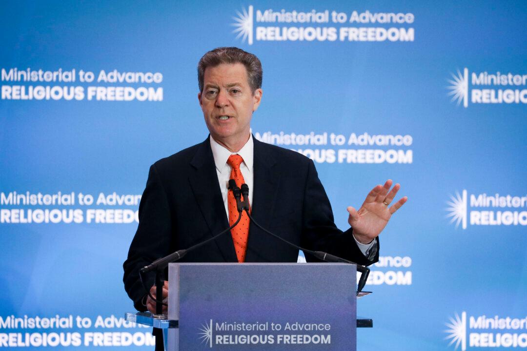 The Chinese Regime Is ‘In Its Waning Days’: Former US Ambassador Brownback